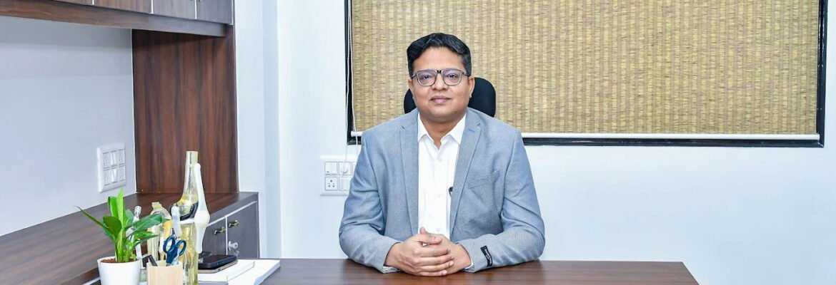 Dr. Amit Laturkar | Best Orthopedic Doctor in Pune, Aundh | Joint and Knee Replacement | Robotic Knee Surgery