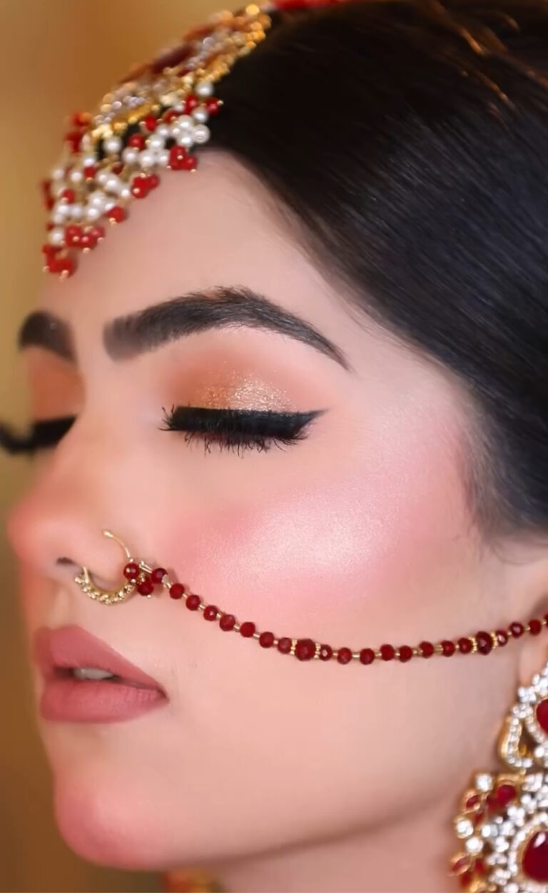 Makeup artist in Jalandhar 6726 768x1251