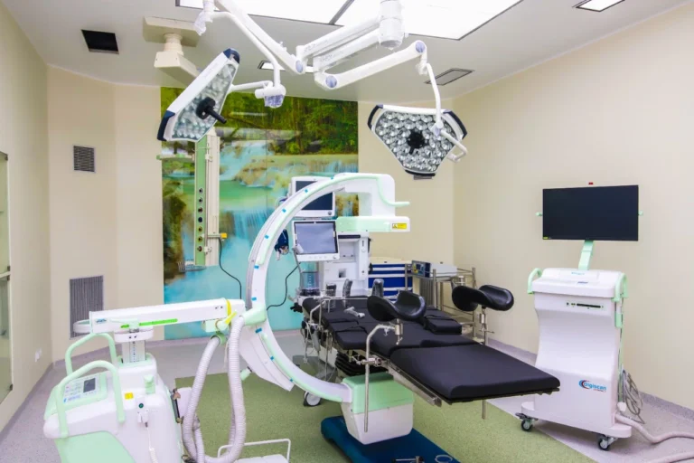 apollo infrastructure hospital 768x512